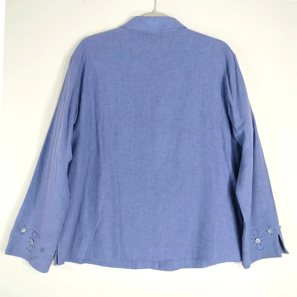 Requirements Vintage Button Up Shirt; Linen Blend Floral Embroidery